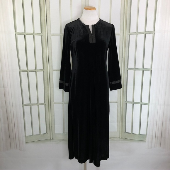 Oscar de la Renta Dresses & Skirts - NWT Oscar de la Renta Velvet Midi Shift Dress